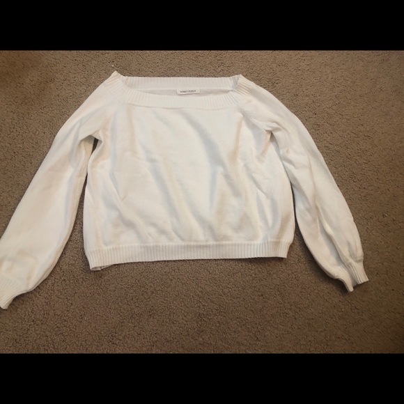 White Off the Shoulder Top - Picture 1 of 1